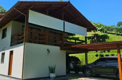 Fazenda à venda na geral morro dos kirchner, 150, fazenda sacramento, águas mornas, 118 m2 por r$ 875.000