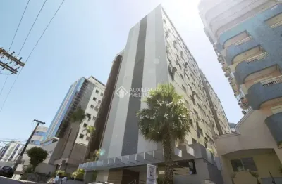 Apartamento com 2 quartos à venda na rua tenente silveira, 600, centro, florianópolis, 61 m2 por r$ 750.000