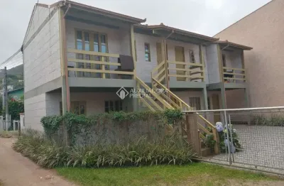 Prédio à venda na rua rita lourenço da silveira, 495, lagoa da conceição, florianópolis, 200 m2 por r$ 989.000