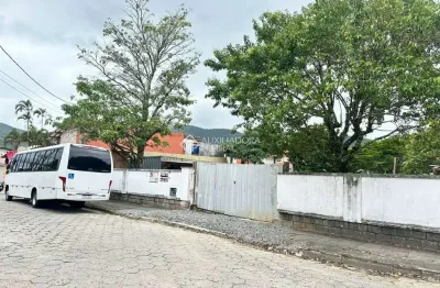 Terreno à venda na rua acadêmico reinaldo consoni, 200, córrego grande, florianópolis, 431 m2 por r$ 1.330.000