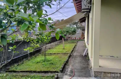 Casa em condomínio fechado com 4 quartos à venda na rua luiz pasteur, 233, trindade, florianópolis, 120 m2 por r$ 1.200.000