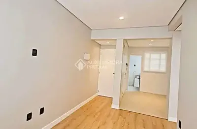 Apartamento com 3 quartos à venda na rua general bittencourt, 127, centro, florianópolis, 53 m2 por r$ 565.000