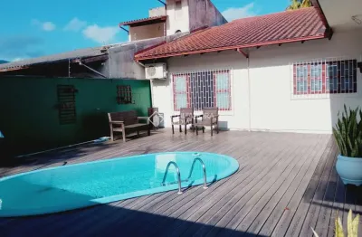 Casa com 3 quartos à venda na rua dom wilsom laus schmidt, 286, córrego grande, florianópolis, 259 m2 por r$ 1.690.000