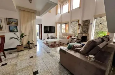 Casa com 3 quartos à venda na rua frederico josé peres, 103, santa mônica, florianópolis, 325 m2 por r$ 3.000.000