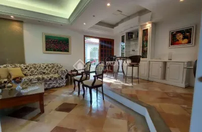 Casa com 4 quartos à venda na rua lúcio vitorino de souza, 244, santa mônica, florianópolis, 460 m2 por r$ 3.300.000