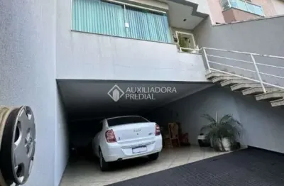 Casa com 2 quartos à venda na rua kowarick, 110, jardim bela vista, santo andré, 131 m2 por r$ 790.000