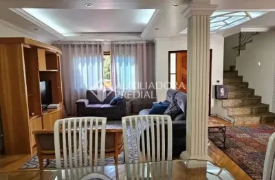 Casa com 3 quartos à venda na josé giarolla, 80, nova petrópolis, são bernardo do campo, 300 m2 por r$ 2.600.000