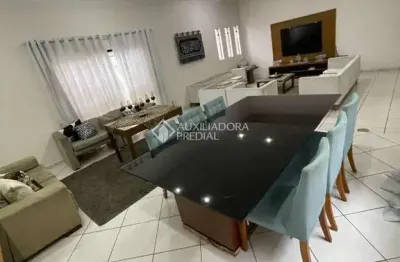 Casa com 3 quartos à venda na rua adelina salvatore bassoli, 75, vila euclides, são bernardo do campo, 300 m2 por r$ 1.350.000
