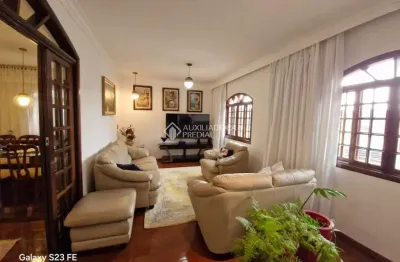 Casa com 3 quartos à venda na rua do cruzeiro, 541, centro, são bernardo do campo, 257 m2 por r$ 1.200.000