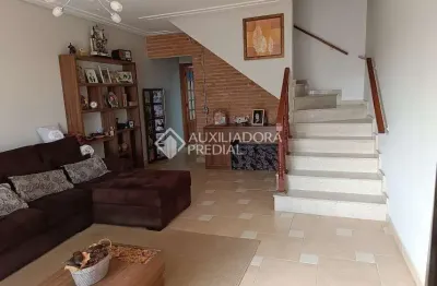Casa com 3 quartos à venda na rua almeida brandão, 219, jordanópolis, são bernardo do campo, 241 m2 por r$ 990.000