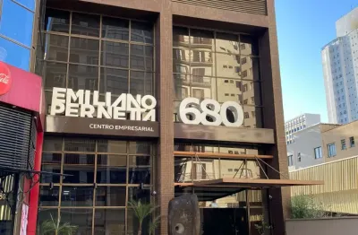 Sala comercial com 2 salas à venda na Rua Emiliano Perneta, 680, Centro, Curitiba