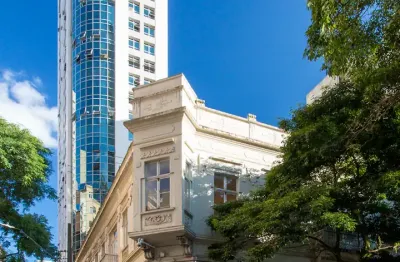 Ponto comercial com 5 salas para alugar na Rua Visconde do Rio Branco, 1630, Centro, Curitiba