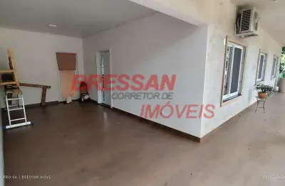 Belíssima casa com 160 mts  na área rural de cascavel pr