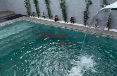 Sobrados,3 suítes, com piscina com fino acabamento e sobra terreno .