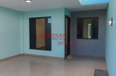 Casa nova com suíte mais um dormitório com garagem coberta e portão elevação