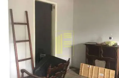 Vende-se casa residencial/comercial com ótima localização, próximo a av alberto andaló.