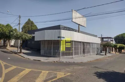 Salão com 288m² a venda com estrutura para apartamentos na parte superior! próximo a unesp!