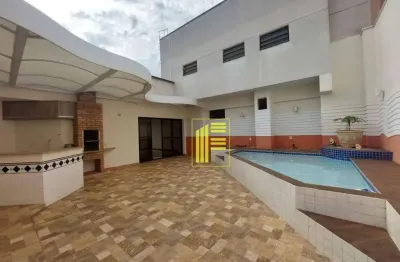 Vende-se linda cobertura 05 dormitórios e 03 vagas com piscina privativa