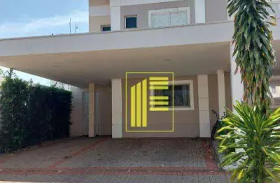 Aluga-se casa na zona sul em condomínio com 03 dormitórios, 02 vagas e lazer completo.