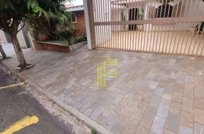 Casa no alto rio preto para locação com 04 quartos, churrasqueira, 04 vagas de garagem.