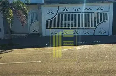 Casa para locação em guapiaçu com 03 quartos, área com churrasqueira e 04 vagas de garagem.