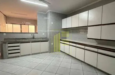 Apartamento para venda no jardim america com 03 dormitórios, rico em armários.