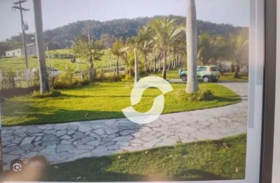 Terreno em condomínio fechado à venda na Rua Volta Redonda, 16, Caxito, Maricá