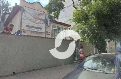 Casa comercial à venda na Rua Visconde de Itaúna, 3125, Paraíso, São Gonçalo