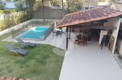 Casa com 5 quartos e 4 suítes à venda, 219 m² em condomínio fechado - badu - niterói/rj