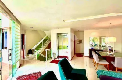 Casa com 4 dormitórios à venda, 500 m² por R$ 2.800.000,00 - Piratininga - Niterói/RJ