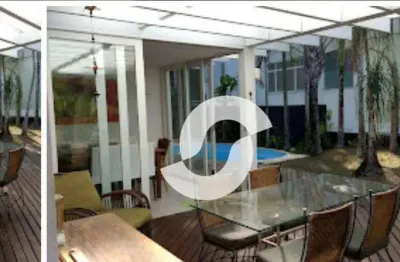 Casa com 4 dormitórios à venda, 455 m² por r$ 1.950.000,00 - badu - niterói/rj