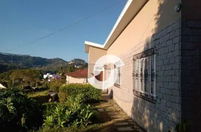 Casa com 3 dormitórios à venda, 350 m² por r$ 1.780.000,00 - braunes - nova friburgo/rj