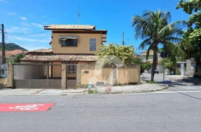 Casa com 3 dormitórios à venda, 226 m² por r$ 820.000,00 - itaipu - niterói/rj