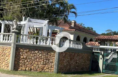 Sítio à venda, piscina casa hóspedes e caseiro 10600 m² por R$ 3.200.000  Rio Claro/RJ