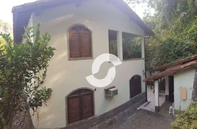 Casa à venda de 5 quartos com 300 m² em itaipu - niterói/rj
