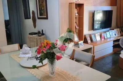 Apartamento dois dormitórios na esquina do campo são bento!