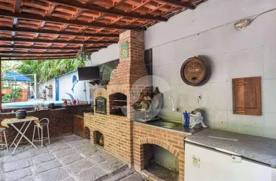 Casa com 5 quartos à venda na Rua Albino Pereira, 349, São Francisco, Niterói