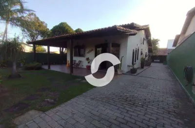 Belíssima casa colonial lazer completo a 600 metro do mar