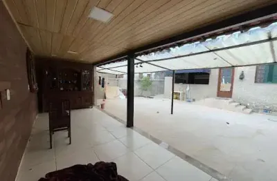 Casa com 5 dormitórios à venda, 210 m² por r$ 1.090.000,00 - piratininga - niterói/rj
