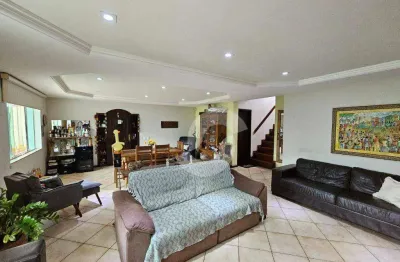 Casa com 5 dormitórios à venda, 267 m² por r$ 1.100.000,00 - maravista - niterói/rj
