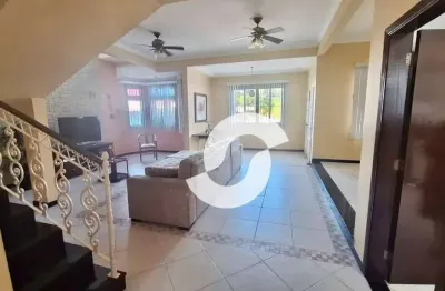 Casa com 3 dormitórios à venda, 242 m² por r$ 2.150.000,00 - ponta grossa - maricá/rj