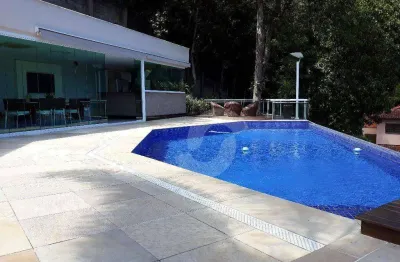 Paradisíaca casa no ubá floresta com 4 suites lazer completo.