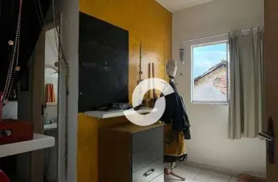 Loja em são domingos com 2 pavimentos de 236,80 m² cada e uma casa em anexo com 115,2 m².m² e casa em anexo com 115 m²