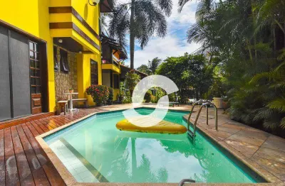 Casa à venda, 376 m² por R$ 2.600.000,00 - Itacoatiara - Niterói/RJ