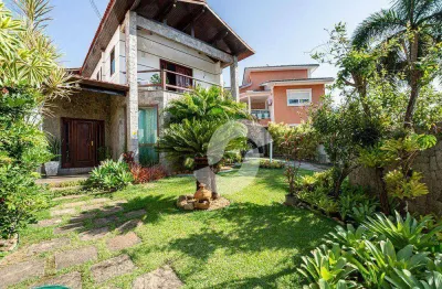 Casa com 4 dormitórios à venda, 389 m² por R$ 3.500.000,00 - Camboinhas - Niterói/RJ