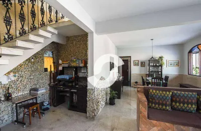 Casa com 3 dormitórios à venda, 195 m² por r$ 1.100.000,00 - santa rosa - niterói/rj