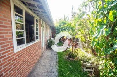 Casa com 5 dormitórios à venda, 350 m² por r$ 1.200.000,00 - itaipu - niterói/rj