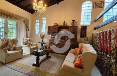 Casa com 4 dormitórios à venda, 342 m² por r$ 2.900.000,00 - itaipu - niterói/rj