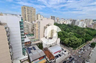 Apartamento com 3 dormitórios à venda, 110 m² por R$ 1.300.000,00 - Icaraí - Niterói/RJ