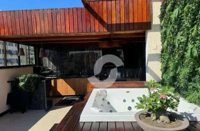 Linda cobertura duplex em rua sem saída no fonseca!!